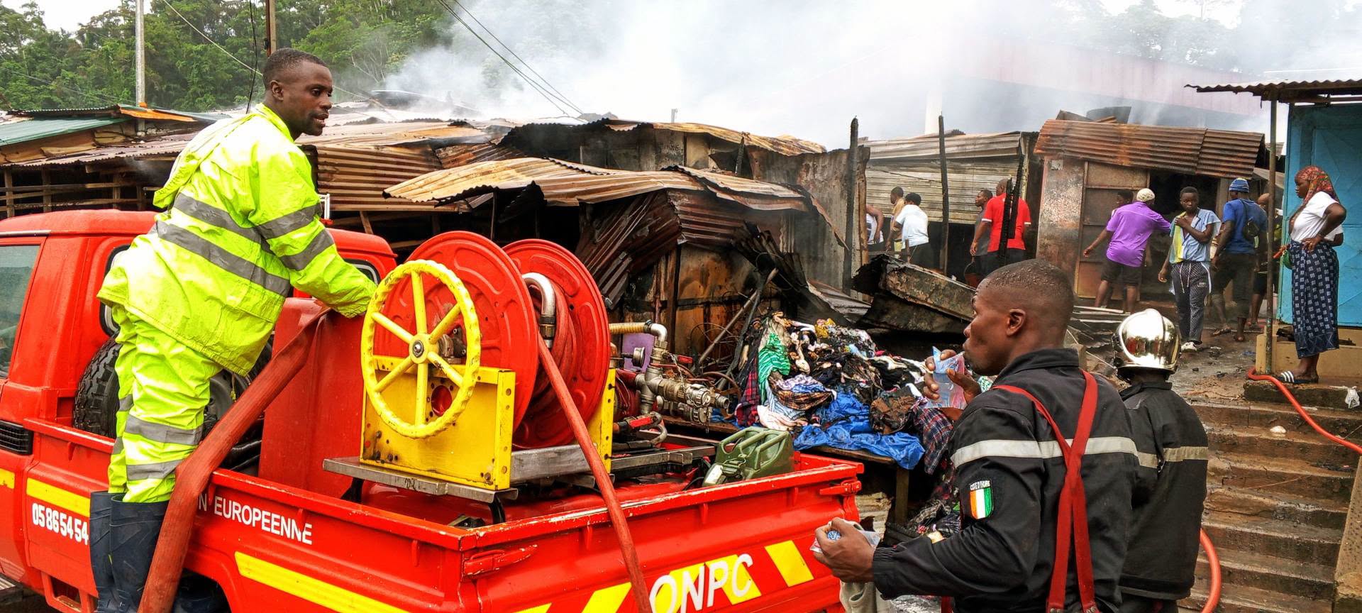 Aboisso : Un violent incendie ravage plusieurs commerces au grand marché